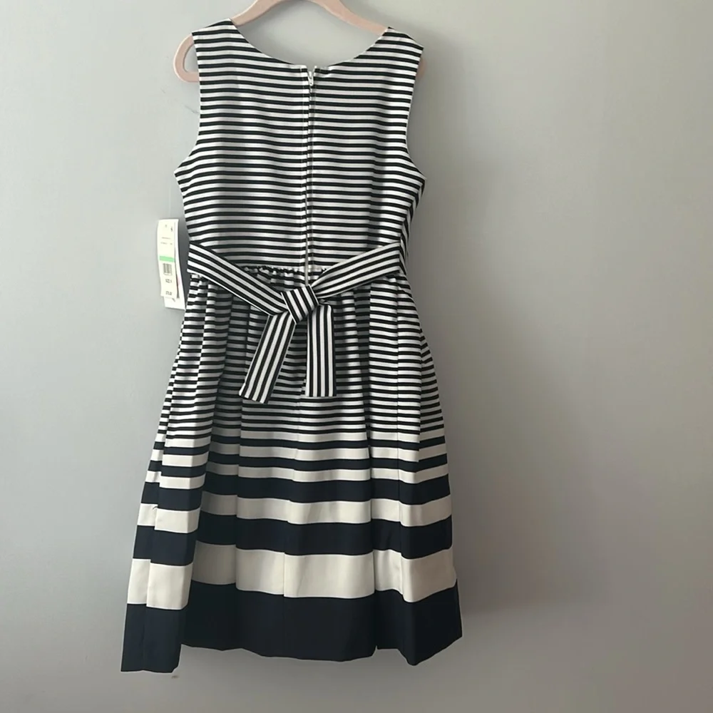 Bonnie Jean girls size 8 nautical dress. - Picture 3 of 4